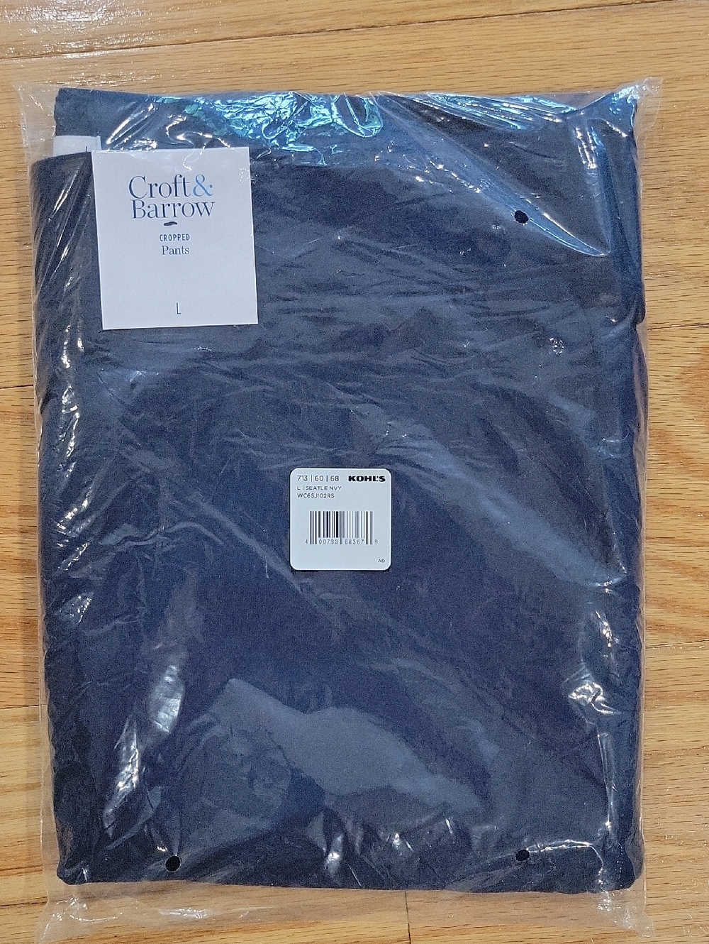 croft & barrow Navy Cropped Pants - Classic Staple